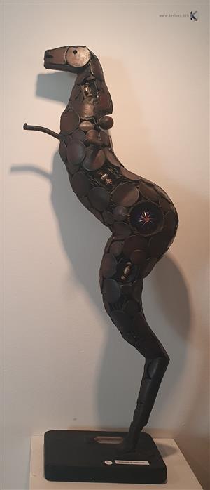 Sculpture - Naissance de dinosaure - Stanko Kristic)