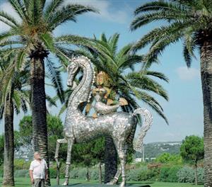 métal - sculpture - La Comédie Mythologique - Stanko Kristic)