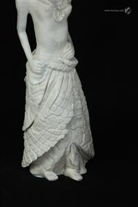 sculpture - L'Africaine aux 4 anneaux - Mylène La Sculptrice