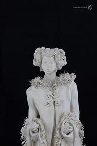 sculpture - Princesse russe aux boules de neige - Mylène La Sculptrice